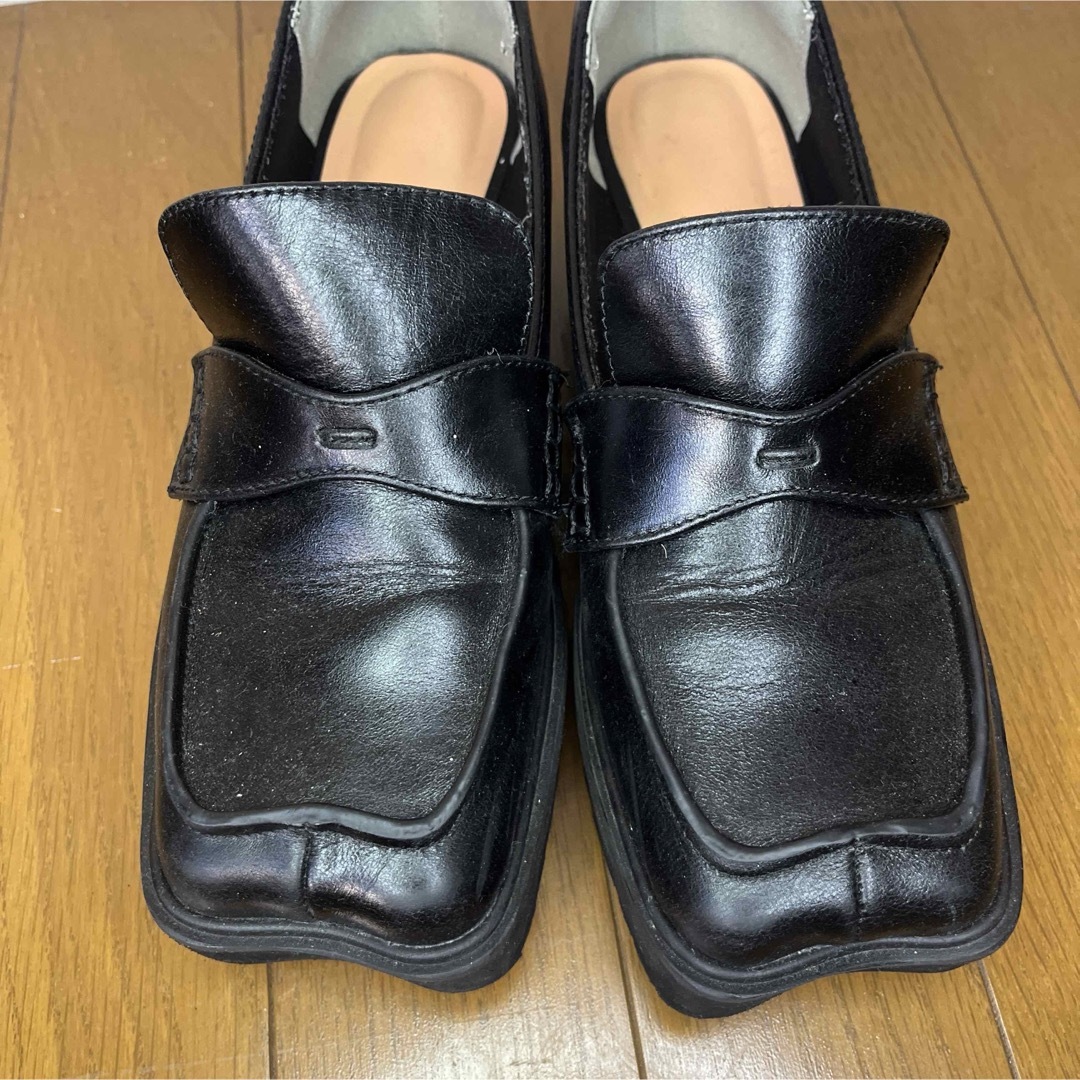 Ameri VINTAGE(アメリヴィンテージ)のAMERI アメリ WAVE CUTTING PLATFORM LOAFER レディースの靴/シューズ(ローファー/革靴)の商品写真