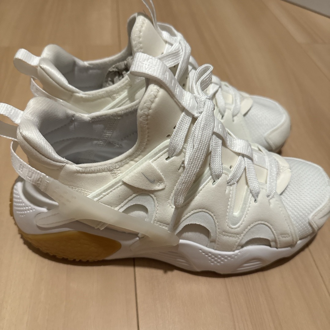 NIKE(ナイキ)のAIR HUARACHE NIKE メンズの靴/シューズ(スニーカー)の商品写真