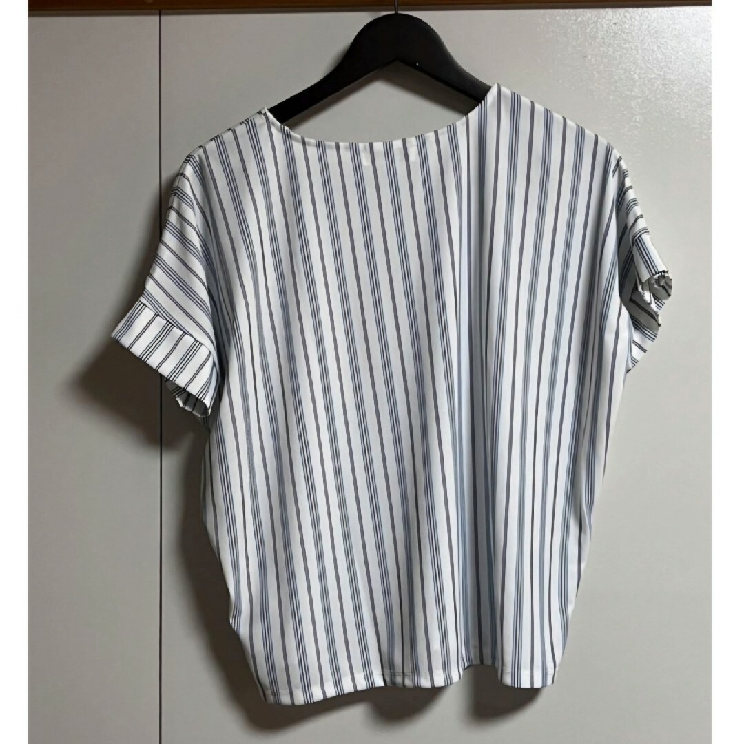 MICHEL KLEIN(ミッシェルクラン)のMICHEL KLEIN　シャツ レディースのトップス(シャツ/ブラウス(半袖/袖なし))の商品写真