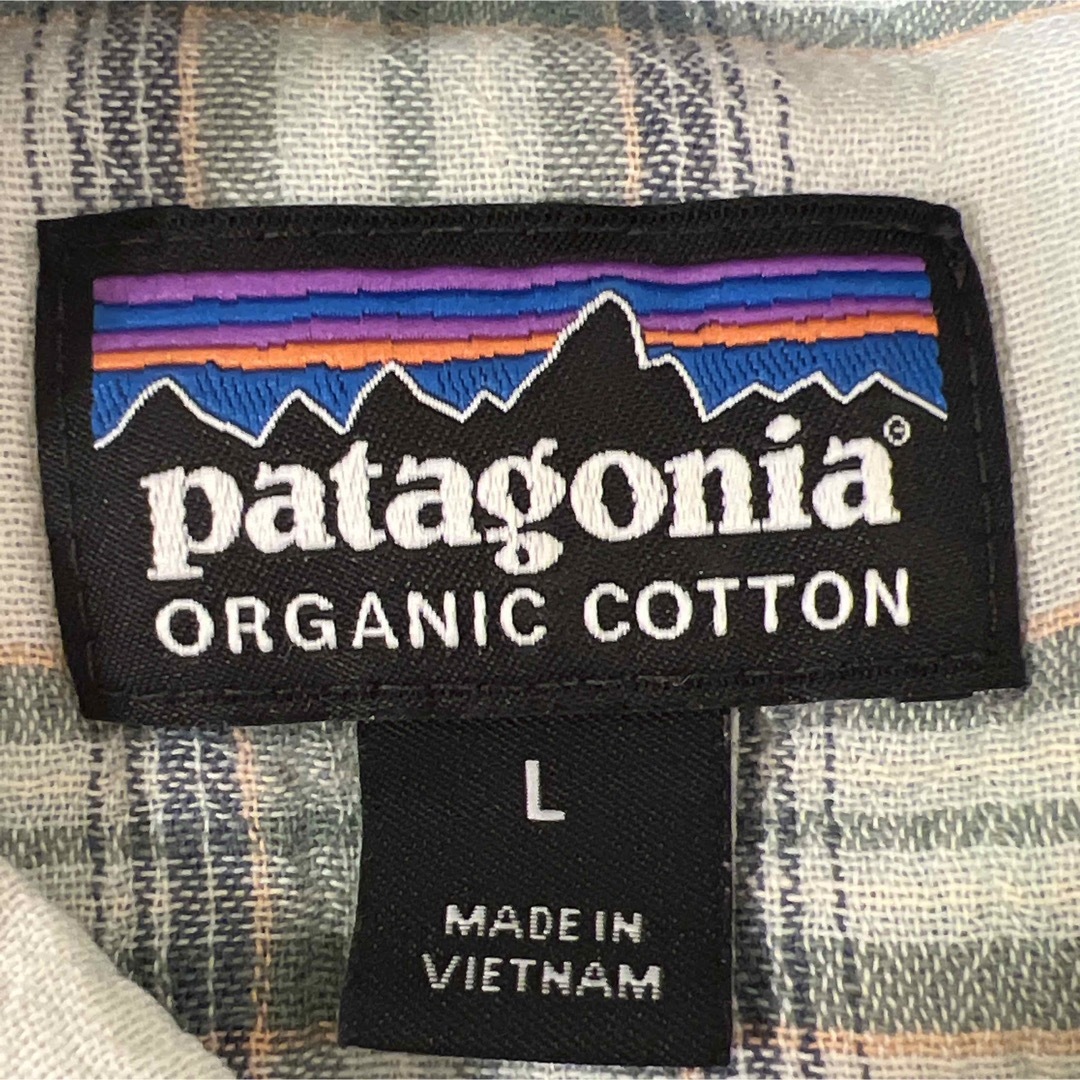 patagonia(パタゴニア)の【お値下げ歓迎、即日発送】パタゴニア　チェックシャツ　長袖　美品　ダブルポケット メンズのトップス(シャツ)の商品写真