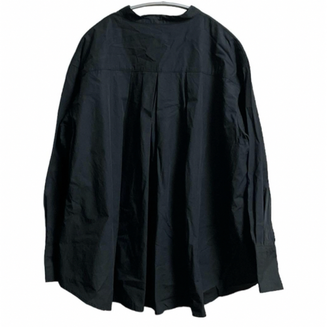 grove(グローブ)のgrove グローブ　シャツ　ブラウス　カットソー　ノーカラー　長袖　黒　ボタン レディースのトップス(シャツ/ブラウス(長袖/七分))の商品写真
