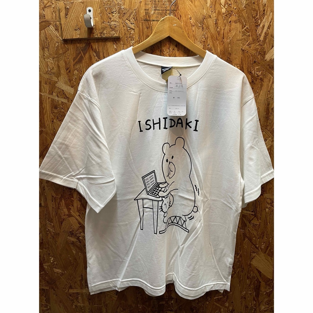 ScoLar(スカラー)のスカラーパリティ　341113：ネコの重みで石抱き クマ UVプリントTシャツ レディースのトップス(Tシャツ(半袖/袖なし))の商品写真