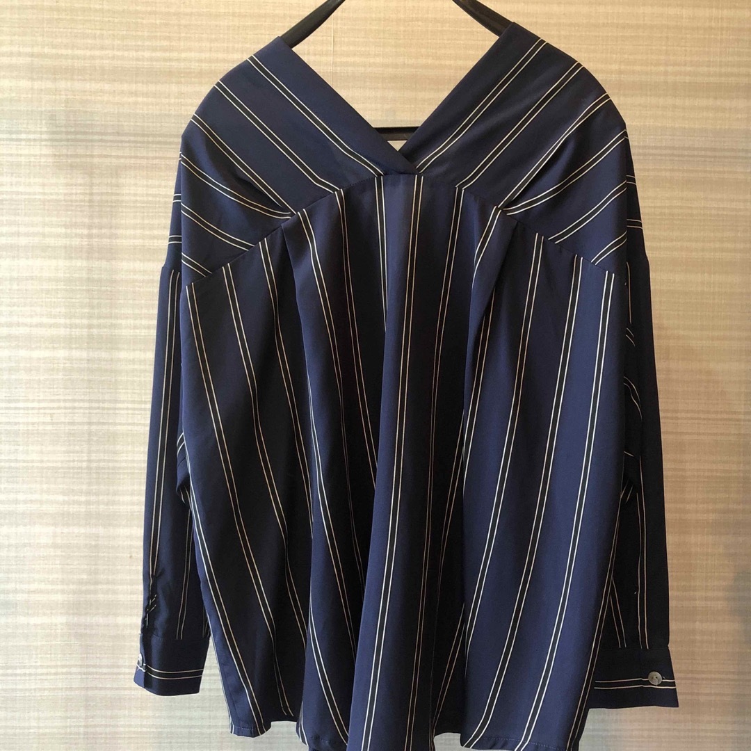 Loungedress ラウンジドレス　2wayブラウスストライプシャツ レディースのトップス(シャツ/ブラウス(長袖/七分))の商品写真