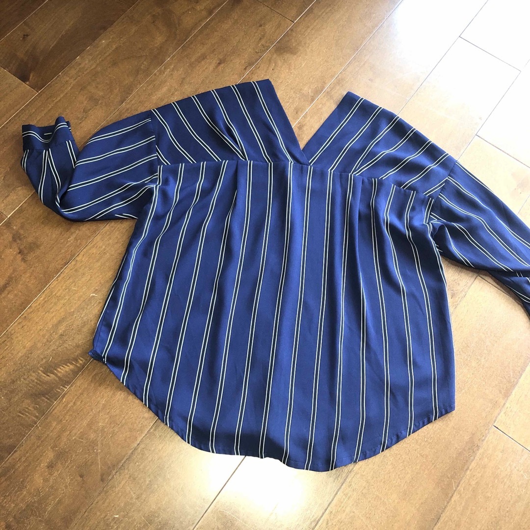 Loungedress ラウンジドレス　2wayブラウスストライプシャツ レディースのトップス(シャツ/ブラウス(長袖/七分))の商品写真