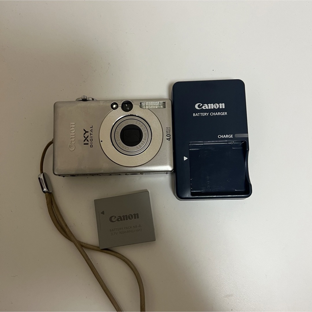 canon IXY DIGITAL 50 デジカメ　キャノン　ジャンク スマホ/家電/カメラのカメラ(コンパクトデジタルカメラ)の商品写真