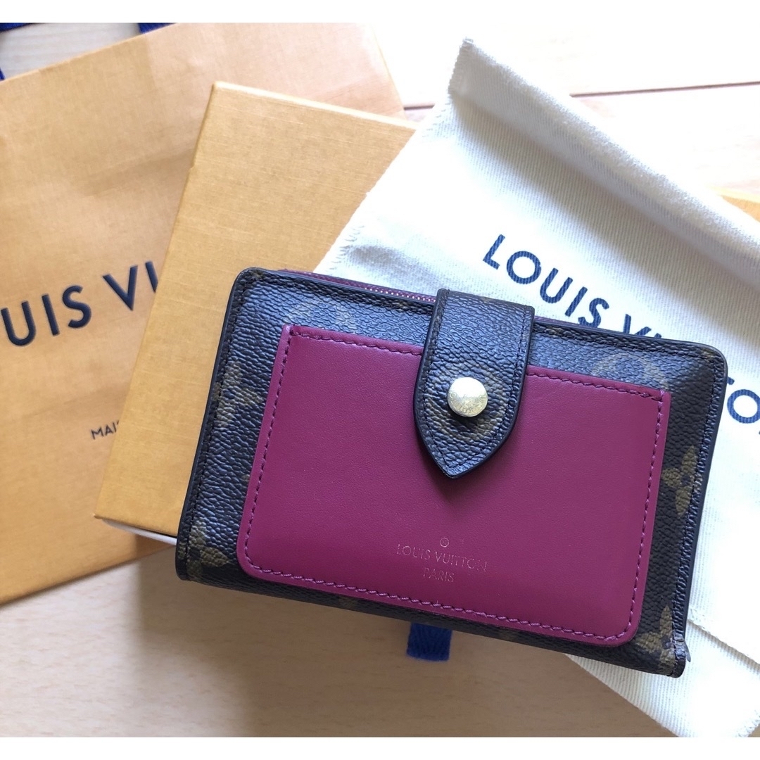 LOUIS VUITTON(ルイヴィトン)のルイヴィトン　財布　ポルトフォイユ　ジュリエット　折り財布　横浜高島屋購入 レディースのファッション小物(財布)の商品写真