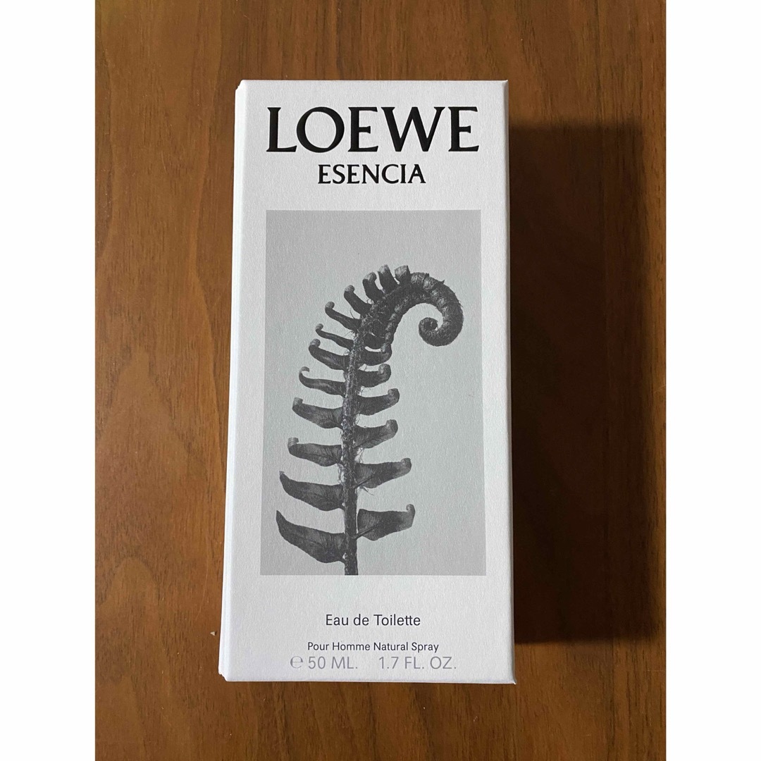 LOEWE(ロエベ)のロエベ エセンシアロエベ オードトワレ スプレー 50ml コスメ/美容の香水(香水(男性用))の商品写真