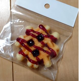 食品サンプル　ブルーベリーワッフル　マグネット　まいづる　未使用品(その他)