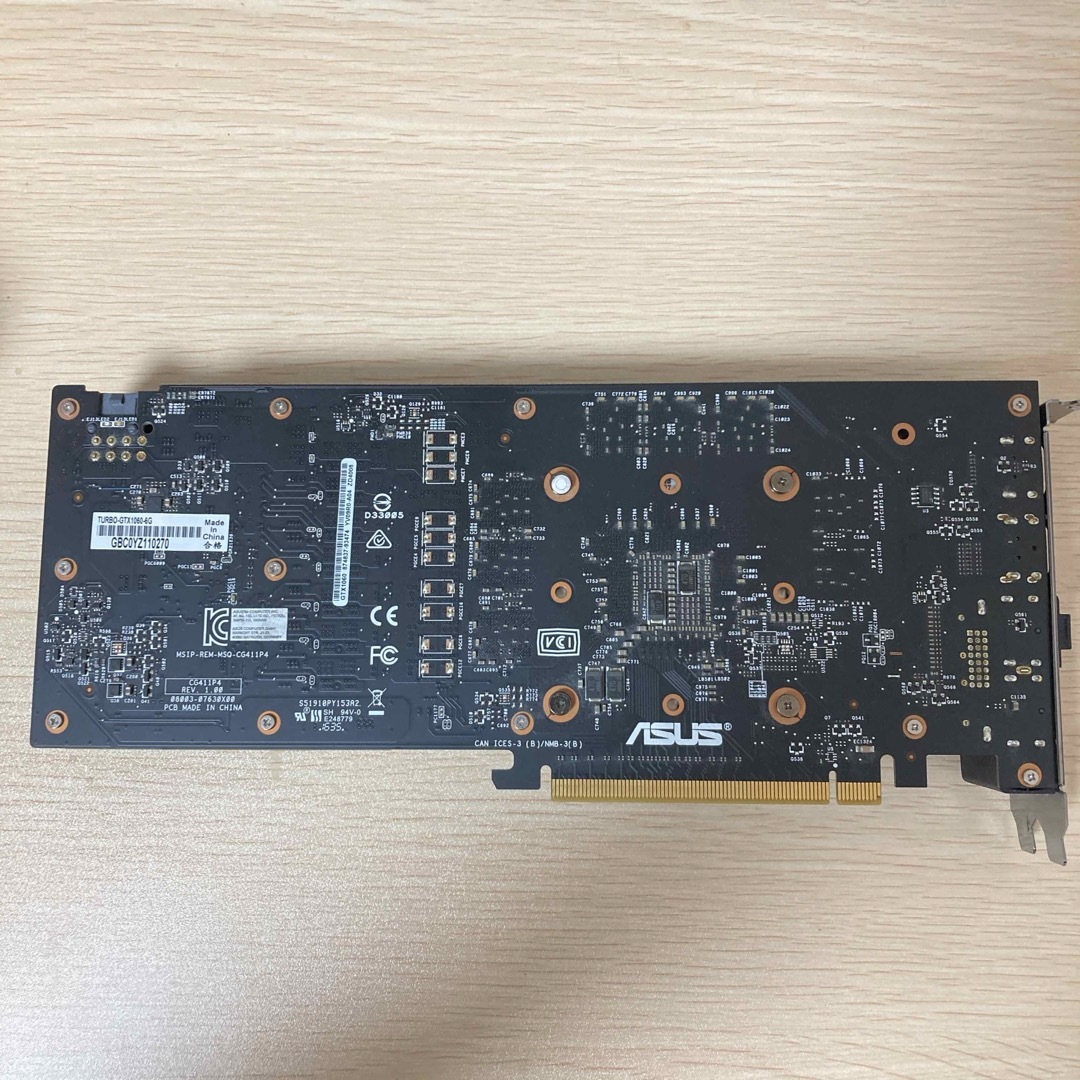 ASUS(エイスース)のASUS NVIDIA GeForce GTX1060 6GB スマホ/家電/カメラのPC/タブレット(PCパーツ)の商品写真