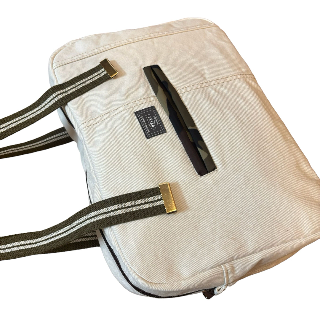 ホワイトデニムリメイクバック ハンドメイドのファッション小物(バッグ)の商品写真
