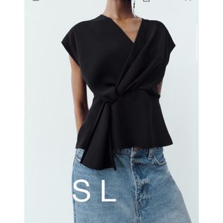 ザラ(ZARA)のZARA  ノット クレープ トップス(シャツ/ブラウス(半袖/袖なし))