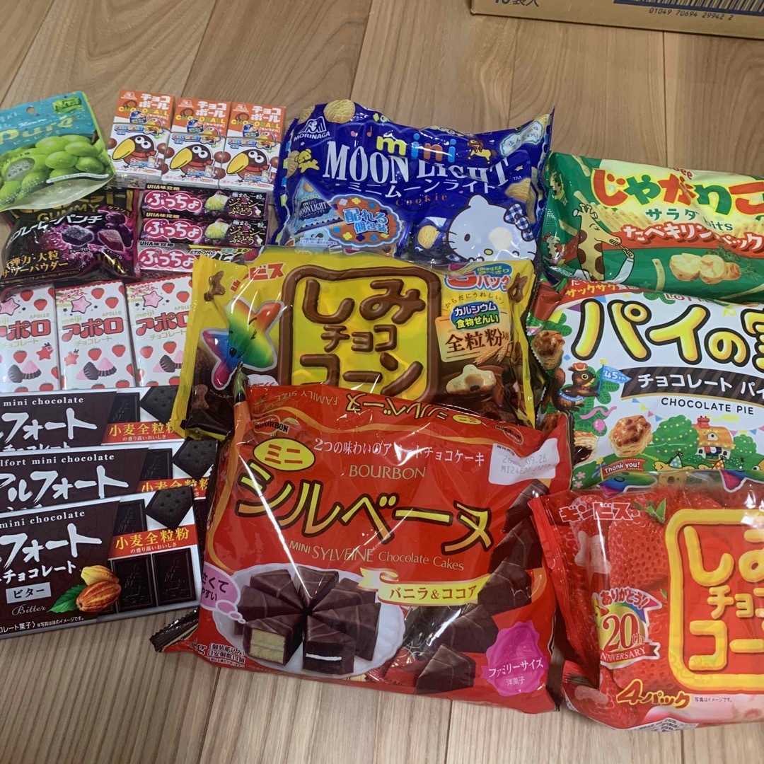 お菓子　詰め合わせ 食品/飲料/酒の食品(菓子/デザート)の商品写真