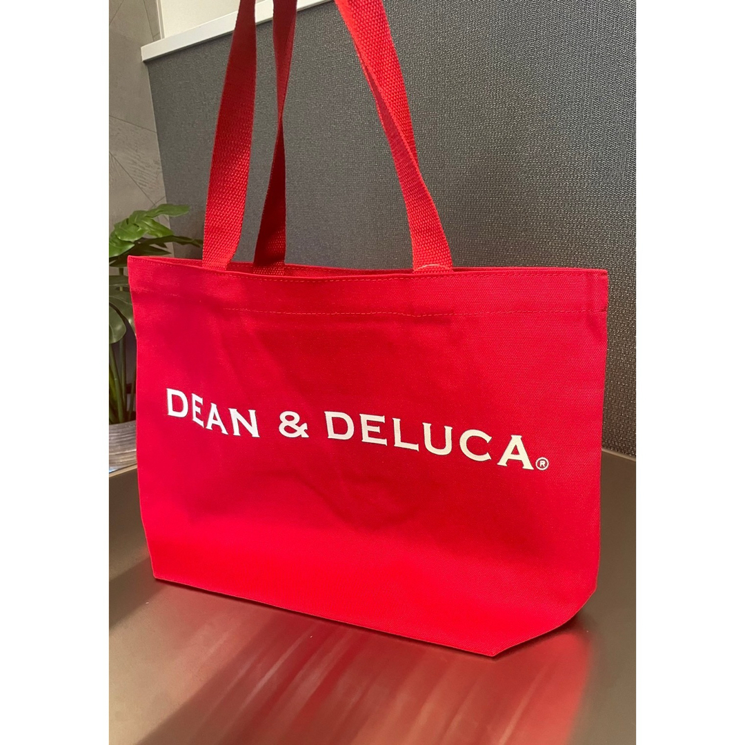 DEAN & DELUCA(ディーンアンドデルーカ)の新品★DEAN&DELUCA ディーンアンドデルーカトートバッグレッドLサイズ レディースのバッグ(トートバッグ)の商品写真