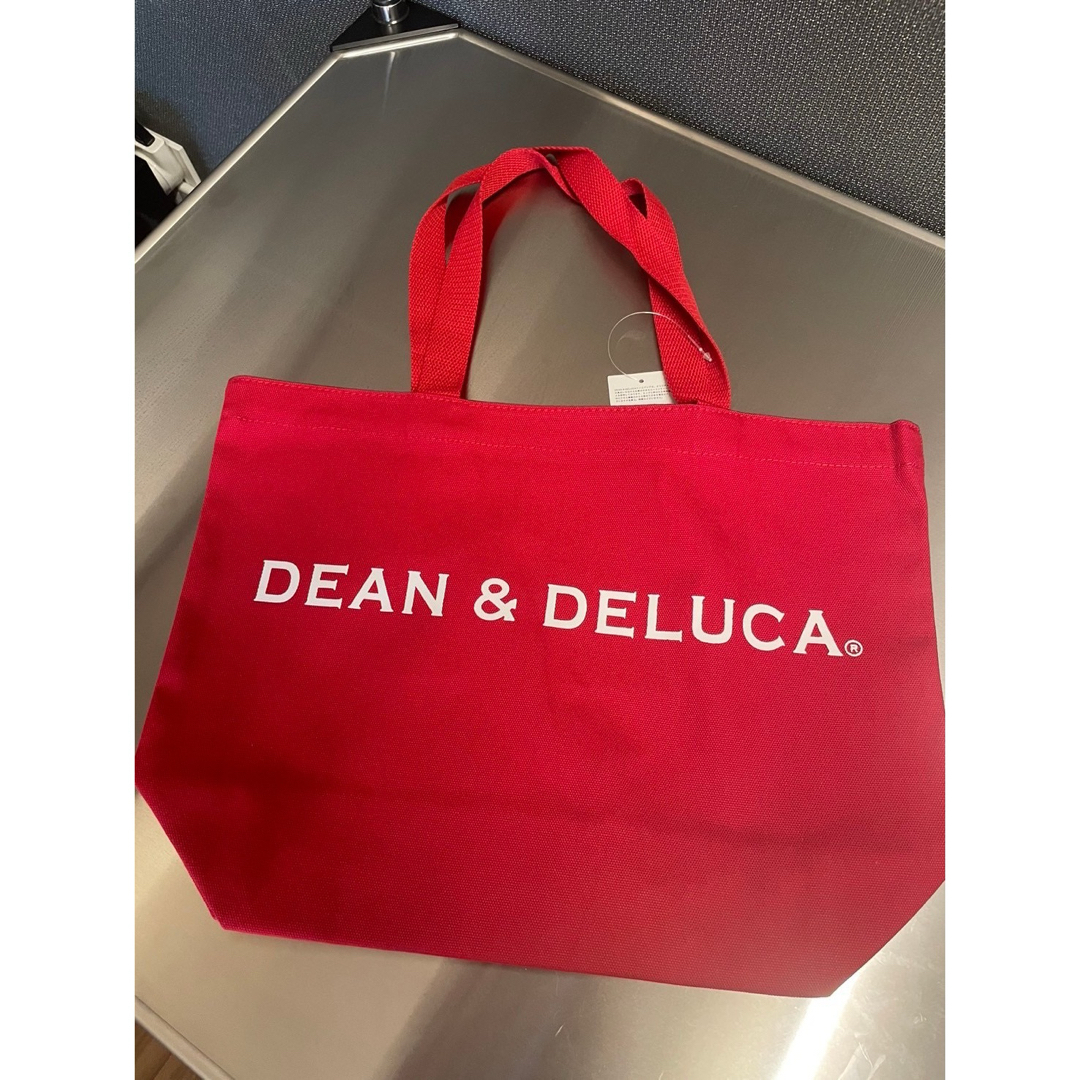 DEAN & DELUCA(ディーンアンドデルーカ)の新品★DEAN&DELUCA ディーンアンドデルーカトートバッグレッドLサイズ レディースのバッグ(トートバッグ)の商品写真