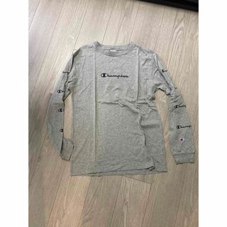 チャンピオン(Champion)のchampion ロンT 長袖　Tシャツ(Tシャツ/カットソー(七分/長袖))