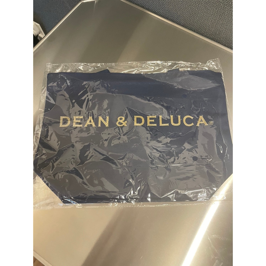 DEAN & DELUCA(ディーンアンドデルーカ)の新品★DEAN&DELUCA ディーンアンドデルーカトートバッグネイビーLサイズ レディースのバッグ(トートバッグ)の商品写真