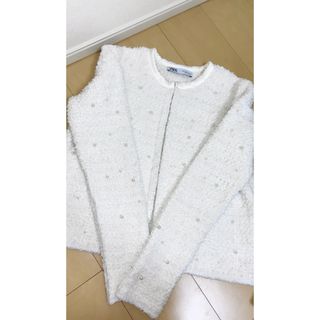 ザラ(ZARA)の【試着のみ】ZARA ザラ パールビーズ付きニットカーディガン  (ノーカラージャケット)