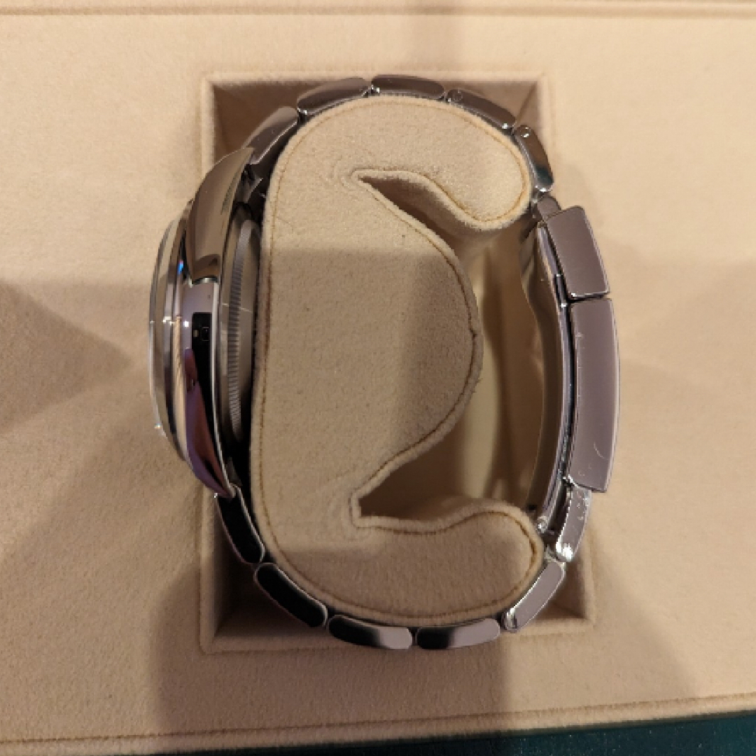 国内正規店購入 ロレックス エクスプローラーブ ラック オイスターブレス レディースのファッション小物(腕時計)の商品写真