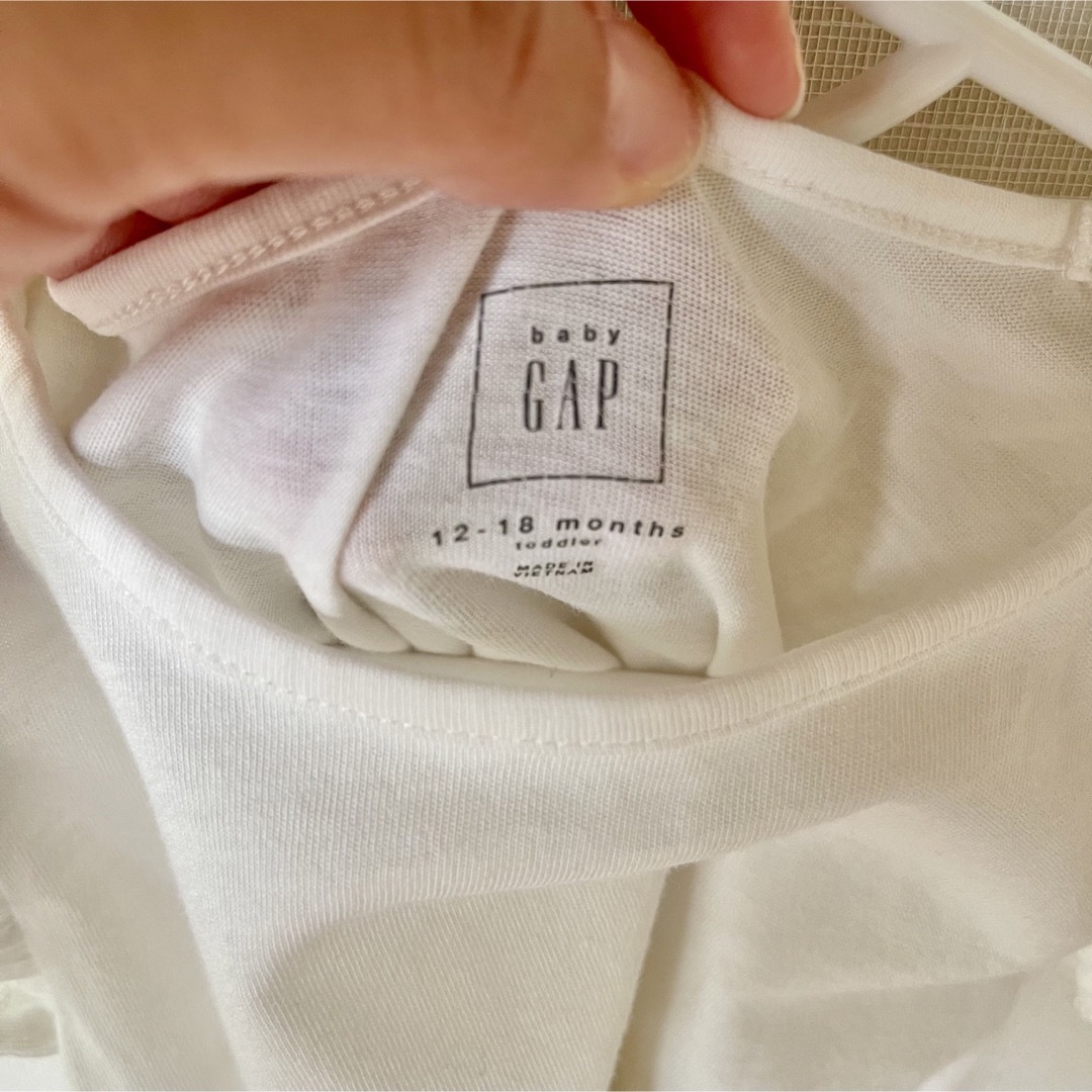 babyGAP(ベビーギャップ)のGAP トップス キッズ/ベビー/マタニティのベビー服(~85cm)(タンクトップ/キャミソール)の商品写真