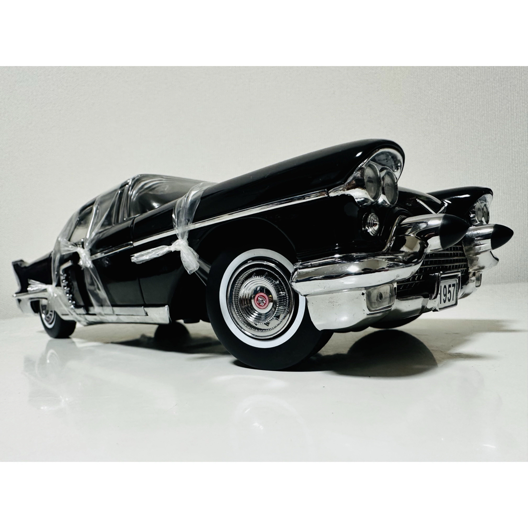 Cadillac(キャデラック)のサンスター/'57 Cadillacキャデラック エルドラド 1/18 エンタメ/ホビーのおもちゃ/ぬいぐるみ(ミニカー)の商品写真