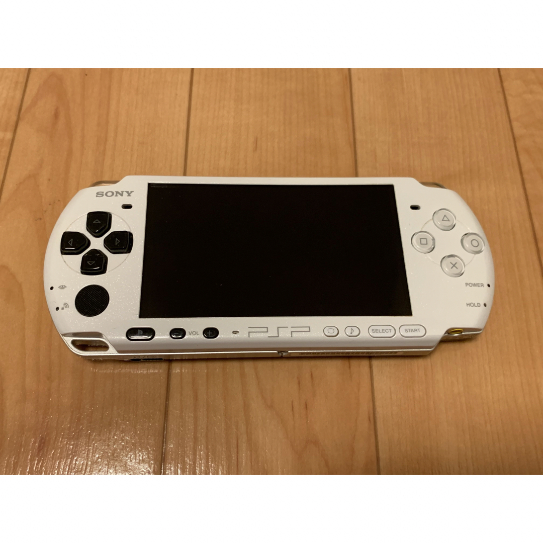 PlayStation Portable(プレイステーションポータブル)のPSP-3000 エンタメ/ホビーのゲームソフト/ゲーム機本体(携帯用ゲーム機本体)の商品写真