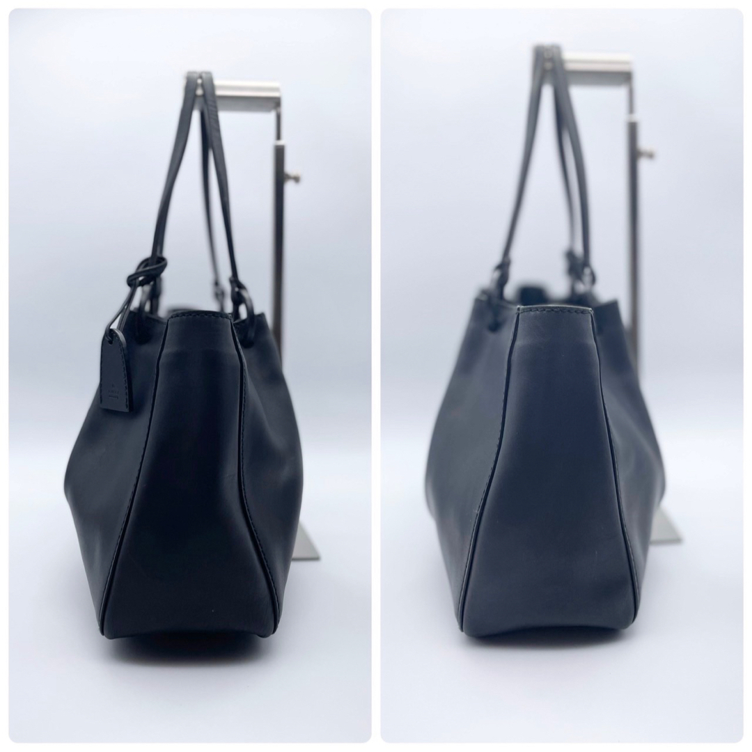 Gucci(グッチ)の✨美品✨グッチ ハンドバッグ  GGロゴ ポーチ付け レザー ブラック 黒 レディースのバッグ(ハンドバッグ)の商品写真