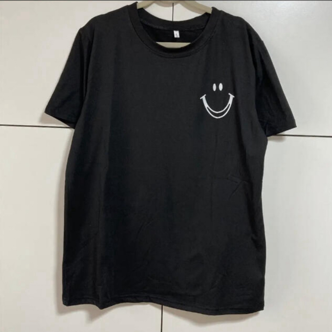 新品 スマイル Tシャツ レディース ニコちゃん 黒 半袖 韓国ファッション レディースのトップス(Tシャツ(半袖/袖なし))の商品写真