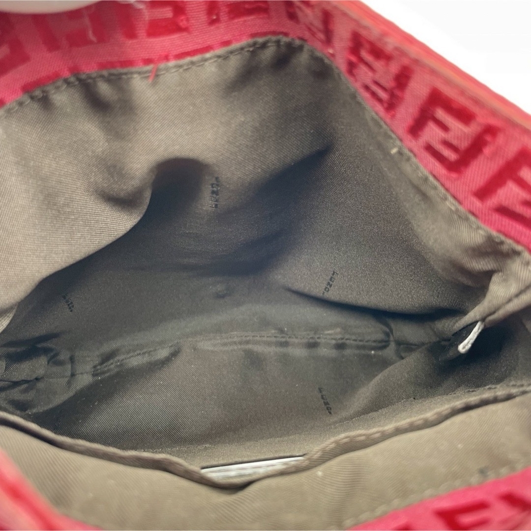 FENDI(フェンディ)の✨美品✨フェンディ ショルダーバッグ ズッキーノ FFロゴ PVCレザー ピンク レディースのバッグ(ショルダーバッグ)の商品写真