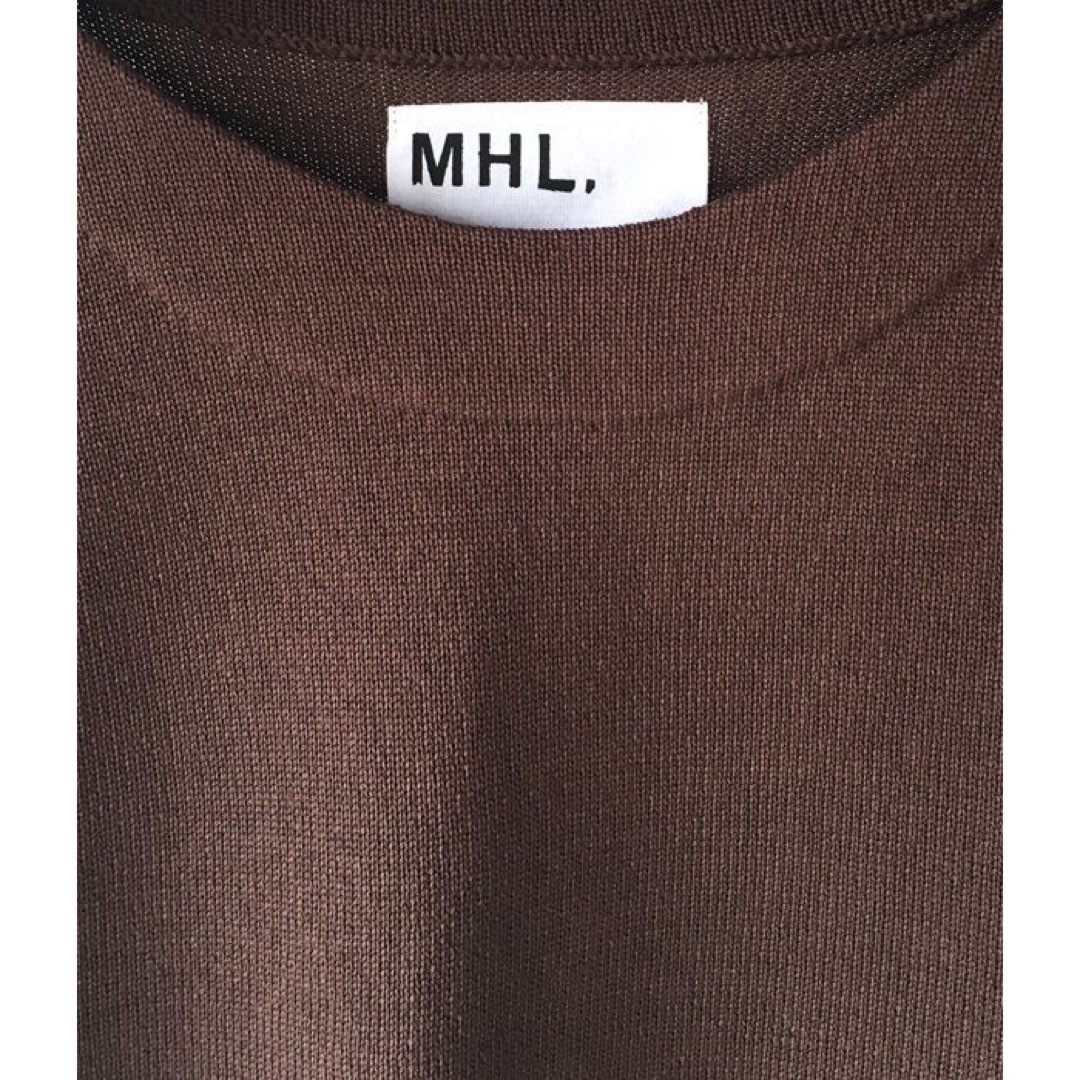 MHL.(エムエイチエル)のMHL. DENSE COTTON KNIT (BROWN) メンズのトップス(Tシャツ/カットソー(七分/長袖))の商品写真