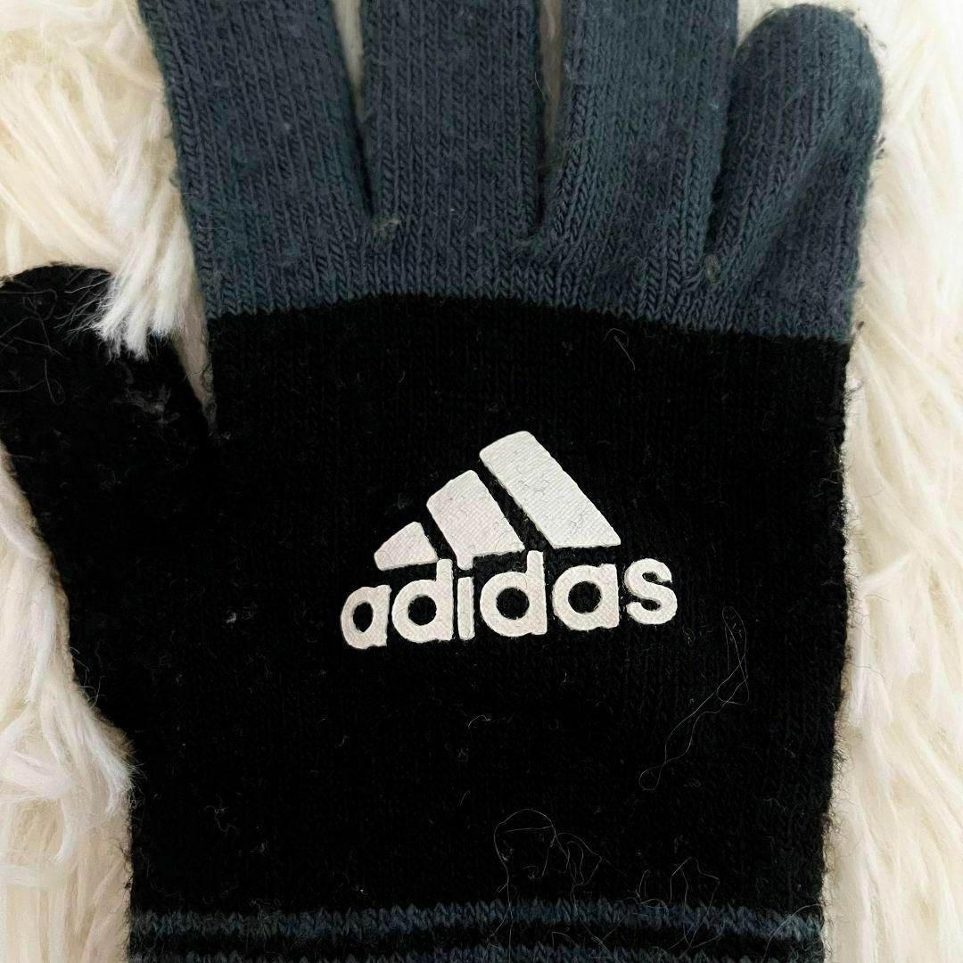 adidas(アディダス)の【大人気アイテム◎】adidas ニットグローブ 手袋 ブラック グレー キッズ キッズ/ベビー/マタニティのこども用ファッション小物(手袋)の商品写真