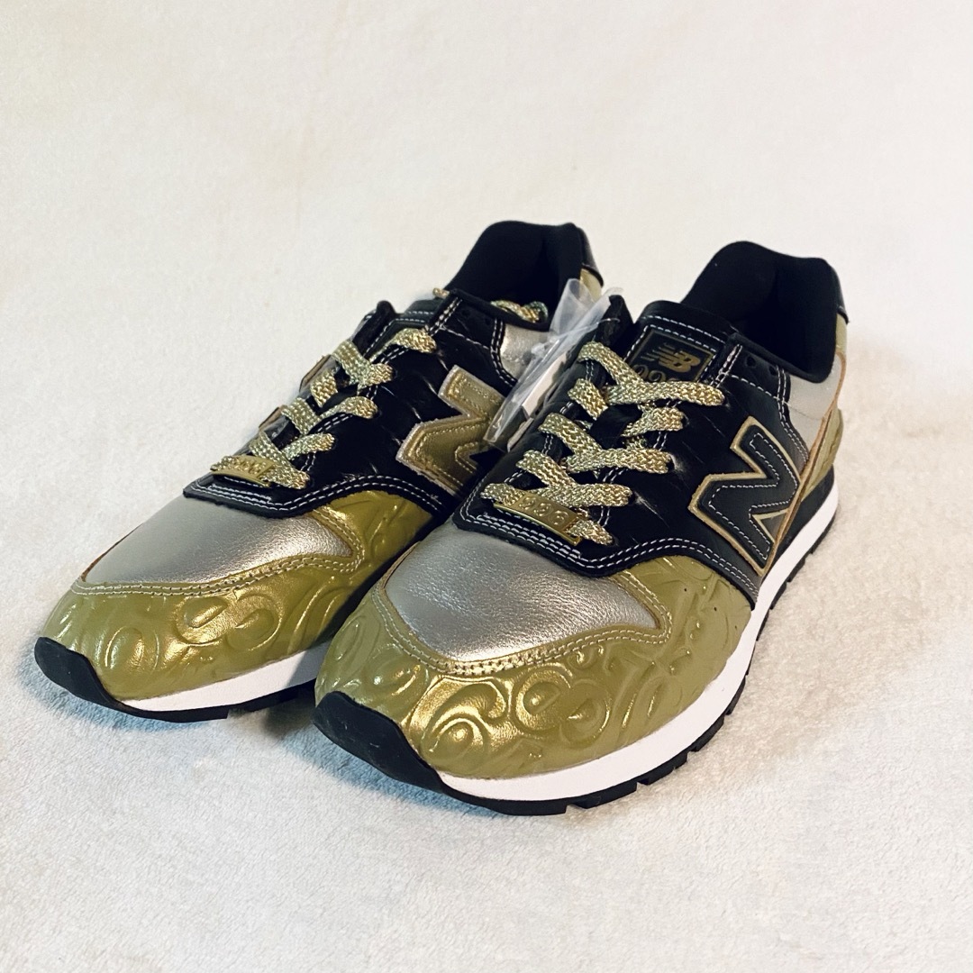 New Balance(ニューバランス)の新品 NEW BALANCE × FRANCK MULLER  CM996FMG メンズの靴/シューズ(スニーカー)の商品写真