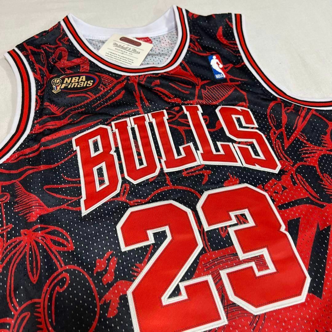 NBA シカゴブルズ マイケル・ジョーダン バスケ ユニフォーム  練習着　色合 スポーツ/アウトドアのスポーツ/アウトドア その他(バスケットボール)の商品写真