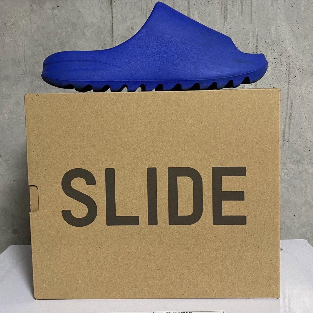 adidas(アディダス)のadidas YZY SLIDE BLUE レディースの靴/シューズ(サンダル)の商品写真