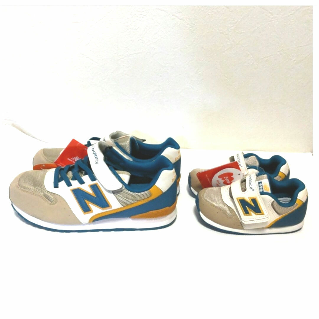 New Balance(ニューバランス)のニューバランス スニーカー 996  レディース キッズ  セット キッズ/ベビー/マタニティのキッズ靴/シューズ(15cm~)(スニーカー)の商品写真