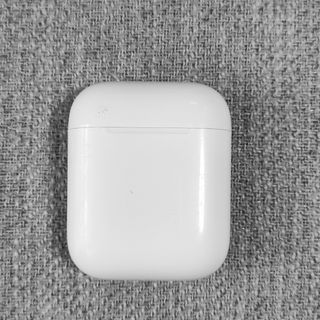 アップル(Apple)のApple AirPods 充電ケースのみ 887(ヘッドフォン/イヤフォン)