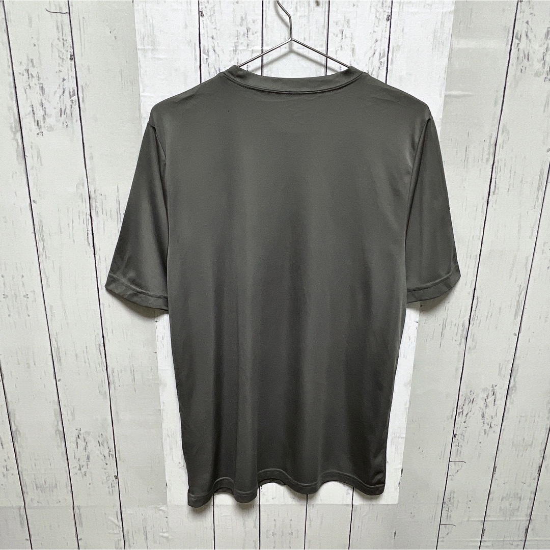 USA古着　Tシャツ　M　グレー　プリント　チーム　ロゴ　ポリエステル　ウェア メンズのトップス(Tシャツ/カットソー(半袖/袖なし))の商品写真
