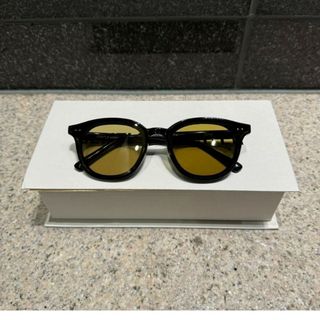 正規 GentleMonster ジェントルモンスター　LANG　新品　黒　黄