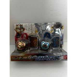 バンダイ(BANDAI)の仮面ライダー　鎧武 ガイム　ロックシード　DX金＆銀のリンゴロックシード　(キャラクターグッズ)