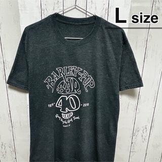 USA古着　Tシャツ　Lサイズ　ダークグレー　バー　プリント　ロゴ　クルーネック(Tシャツ/カットソー(半袖/袖なし))