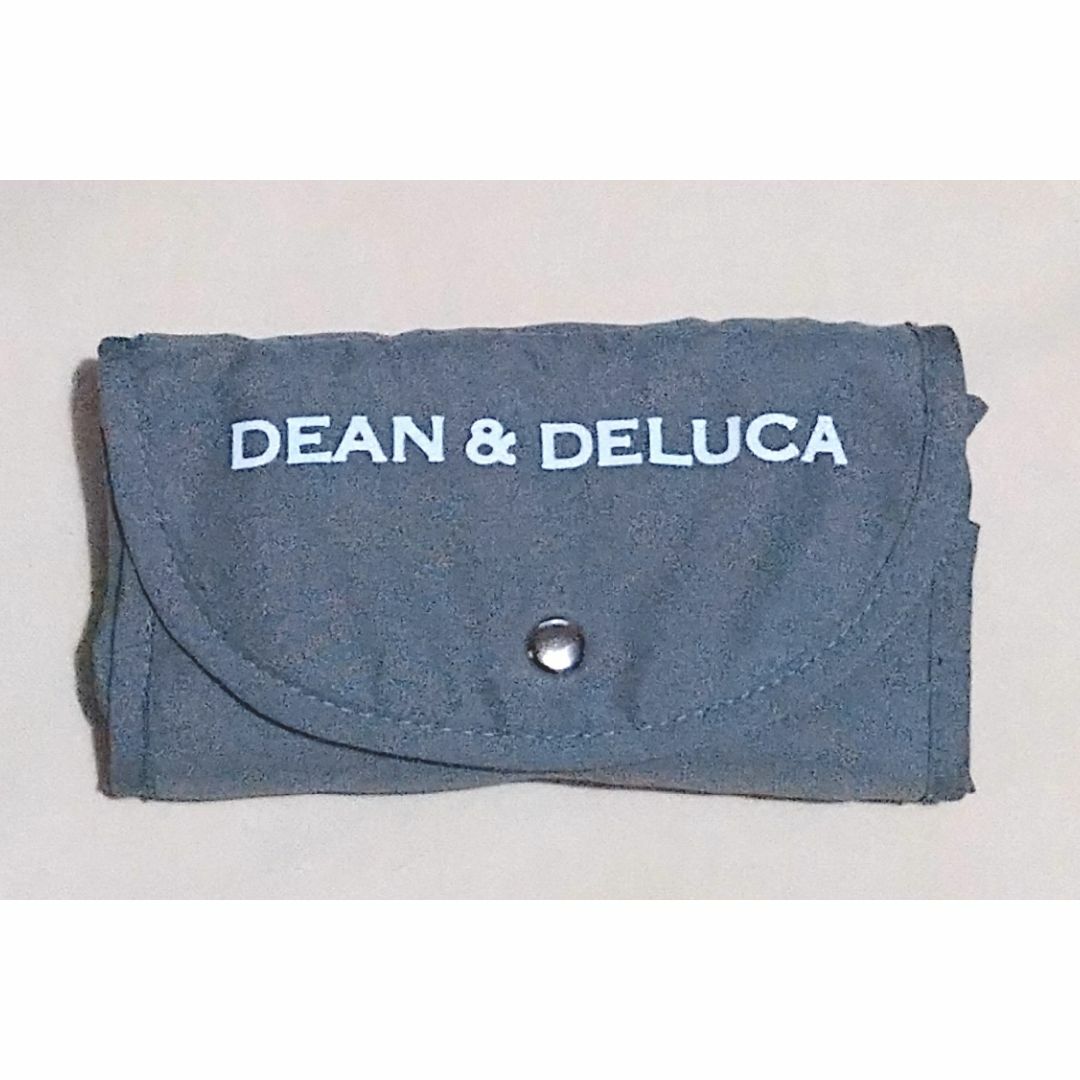 DEAN & DELUCA(ディーンアンドデルーカ)のDEAN & DELUCAディーン＆デルーカ 折り畳みエコバッグ グレー 美品 レディースのバッグ(エコバッグ)の商品写真