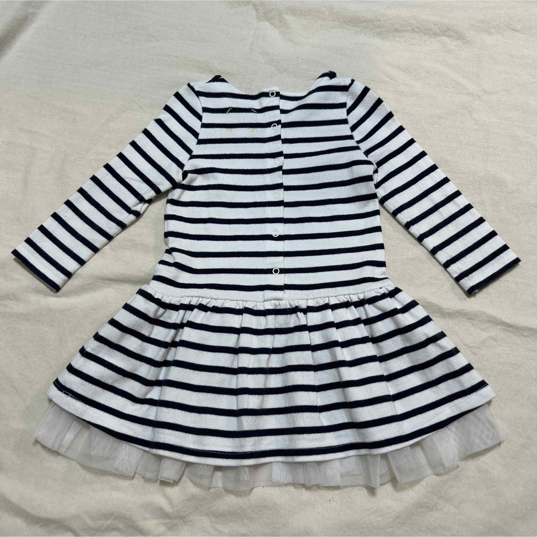 PETIT BATEAU(プチバトー)のプチバトー★トトロ刺繍　ボーダーワンピース　24m 80 90 キッズ/ベビー/マタニティのキッズ服女の子用(90cm~)(ワンピース)の商品写真