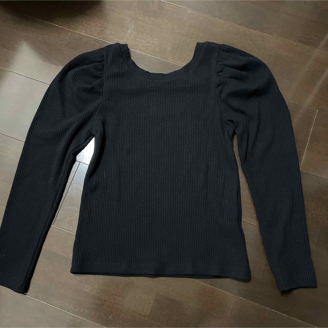 GU(ジーユー)のGU リブ2WAYボリュームスリーブT 長袖　2way カットソー レディースのトップス(Tシャツ(長袖/七分))の商品写真