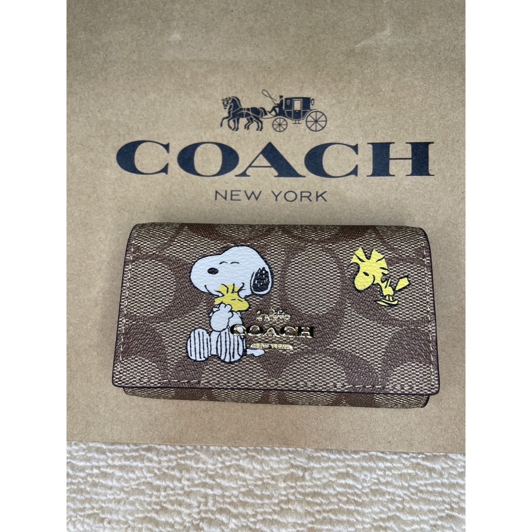 COACH(コーチ)のCOACH コーチ キーケース　スヌーピー ウッドストック　キーホルダー レディースのファッション小物(キーケース)の商品写真