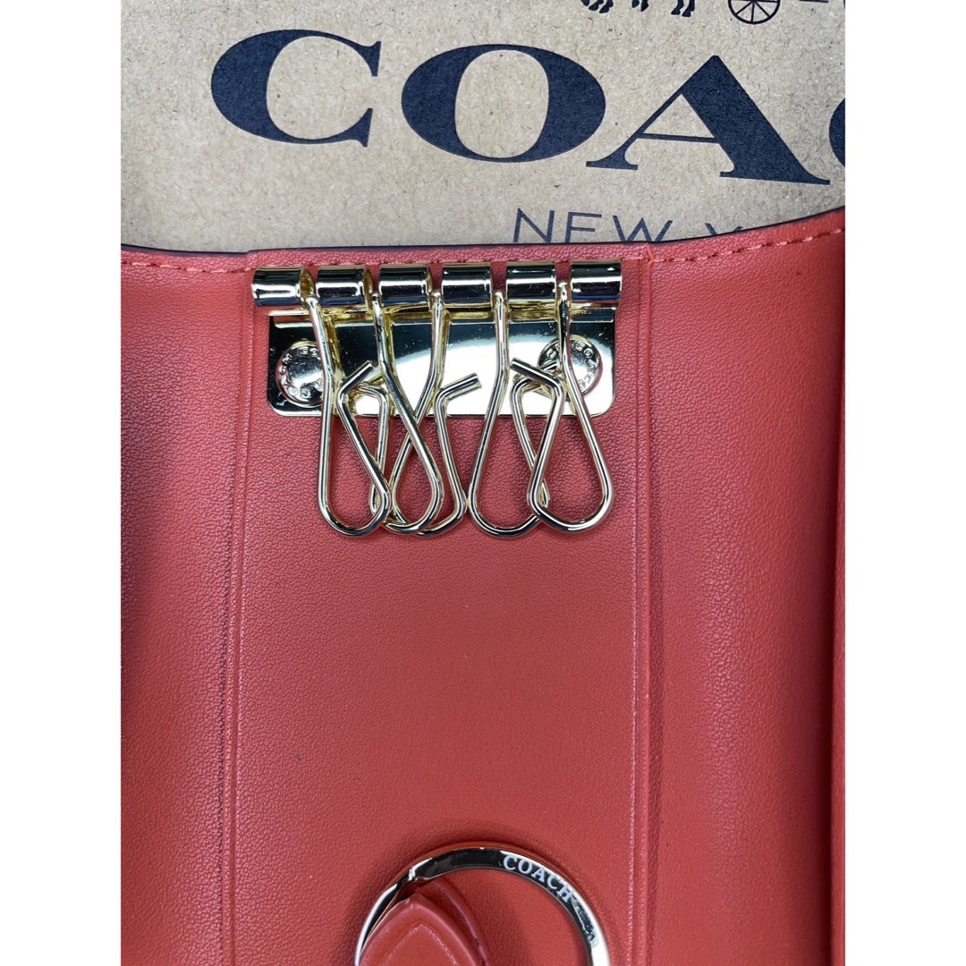 COACH(コーチ)のCOACH コーチ キーケース　スヌーピー ウッドストック　キーホルダー レディースのファッション小物(キーケース)の商品写真