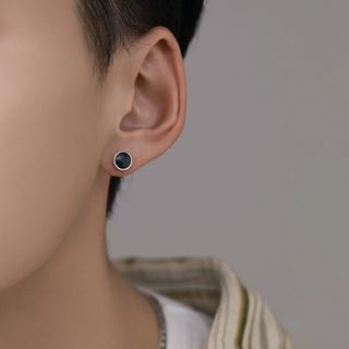 【再入荷】ブラック　メンズ　ピアス　シンプル　アクセサリー　アメカジ　ロック(ピアス(両耳用))