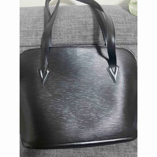 ルイヴィトン(LOUIS VUITTON)のLOUIS VUITTON エピ　トートバッグ(トートバッグ)