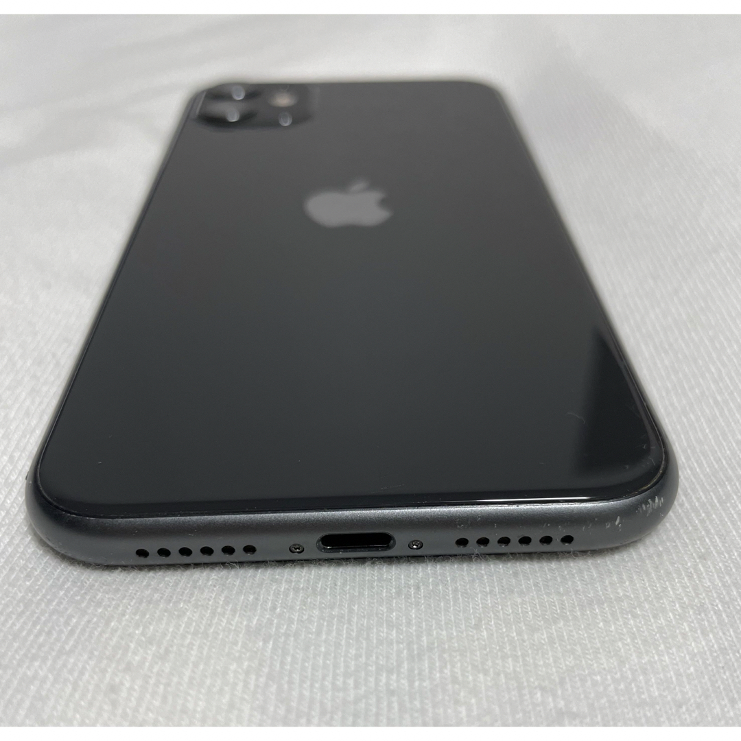 iPhone(アイフォーン)のiPhone 11 64gb simフリー　ジャンク品 スマホ/家電/カメラのスマホアクセサリー(その他)の商品写真