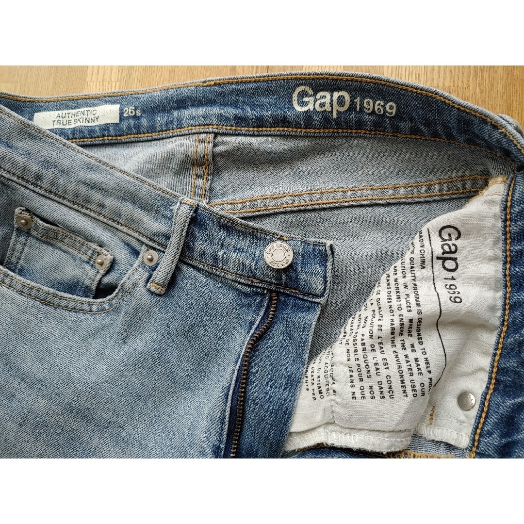 GAP(ギャップ)のGAP アンクル丈パンツ レディースのパンツ(デニム/ジーンズ)の商品写真