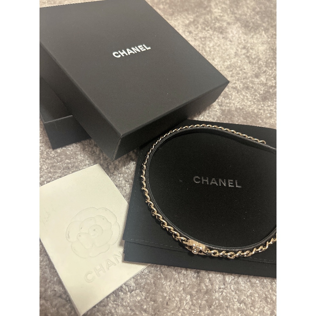 CHANEL(シャネル)のCHANEL シャネル チェーン カチューシャ レディースのヘアアクセサリー(カチューシャ)の商品写真