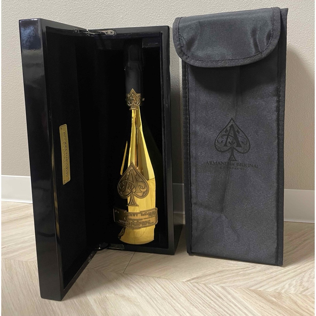 アルマン・ド・ブリニャック(アルマンドブリニャック)のアルマンド ゴールド 食品/飲料/酒の酒(シャンパン/スパークリングワイン)の商品写真
